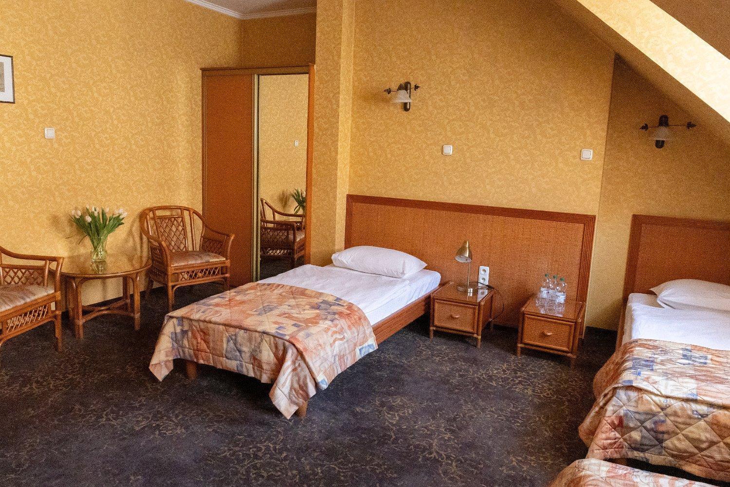 Hotel Calisia Kaliszki Eksteriør billede