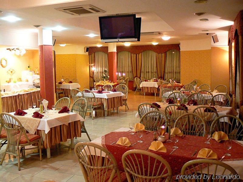 Hotel Calisia Kaliszki Restaurant billede