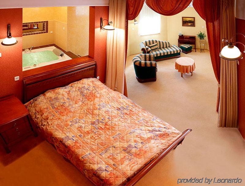 Hotel Calisia Kaliszki Værelse billede
