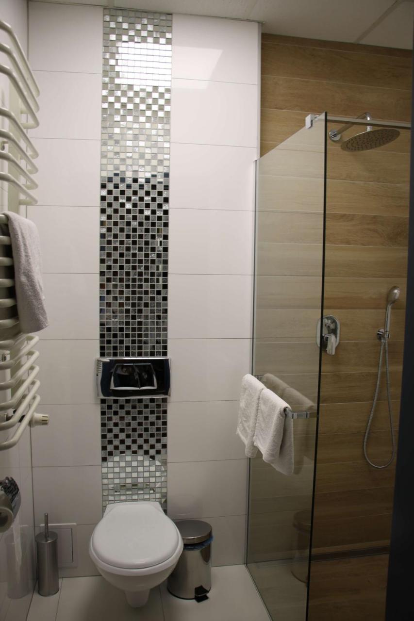 Hotel Calisia Kaliszki Eksteriør billede